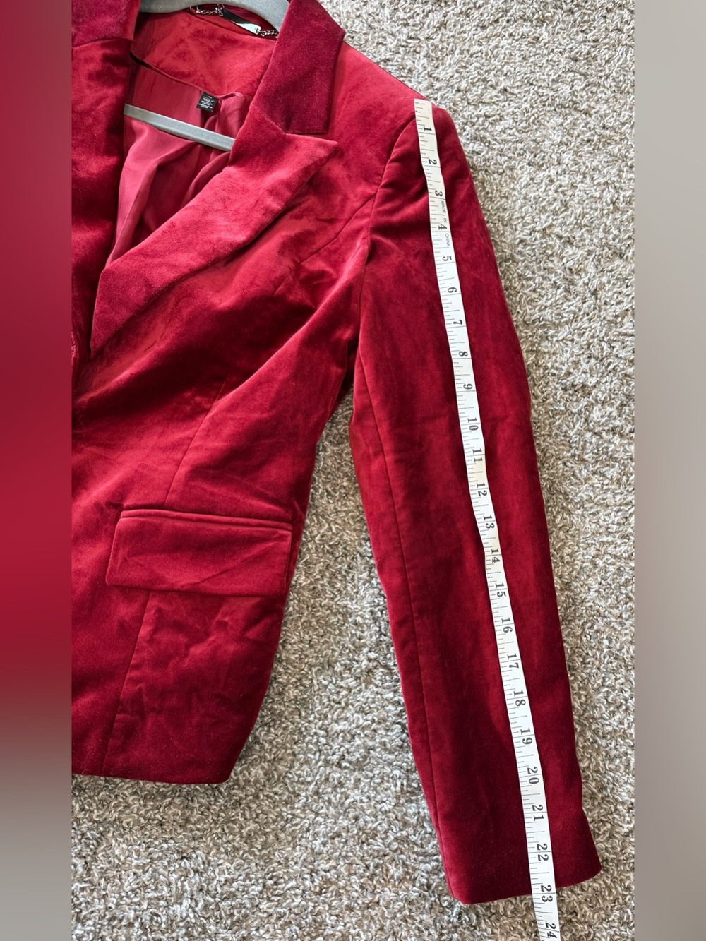 White House Black Market Women's Burgundy Velvet Blazer Size 0 Button Pockets - Picture 6 of 8